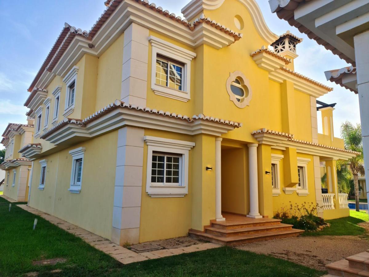 Homefield Gardens By Hnm Conceição Exterior foto
